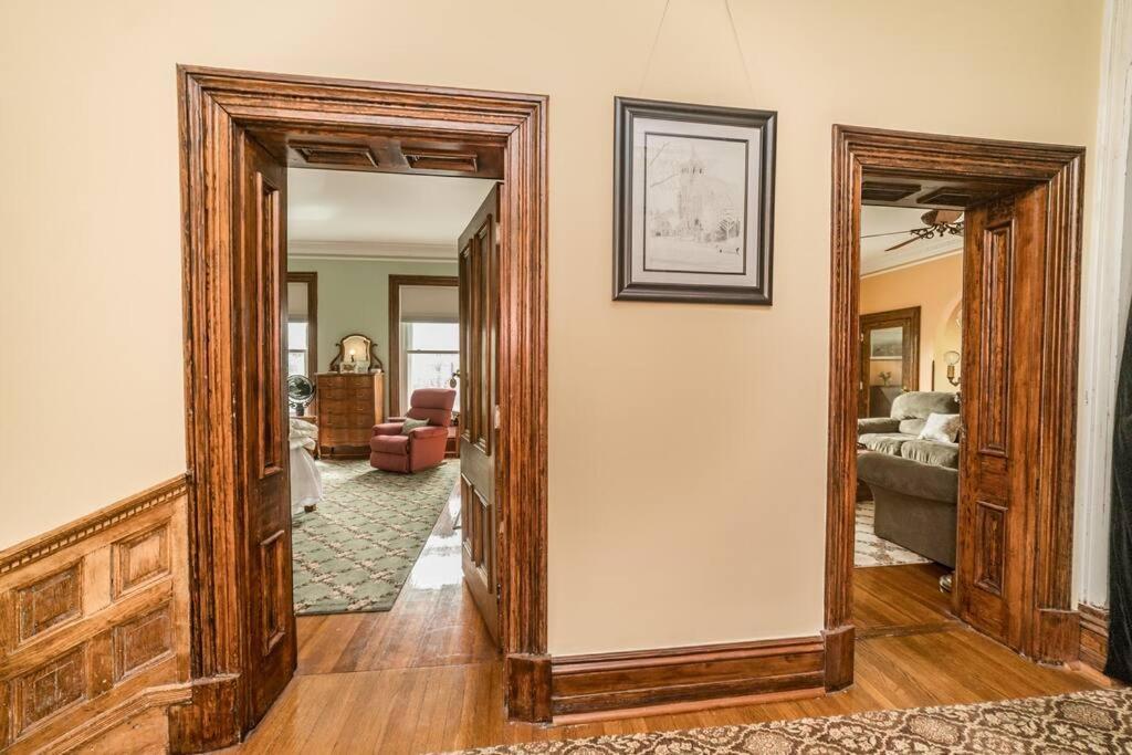 Peaceful Easy Feelings - King Sized Bed - Sleeps 2 Lejlighed Lynchburg Eksteriør billede