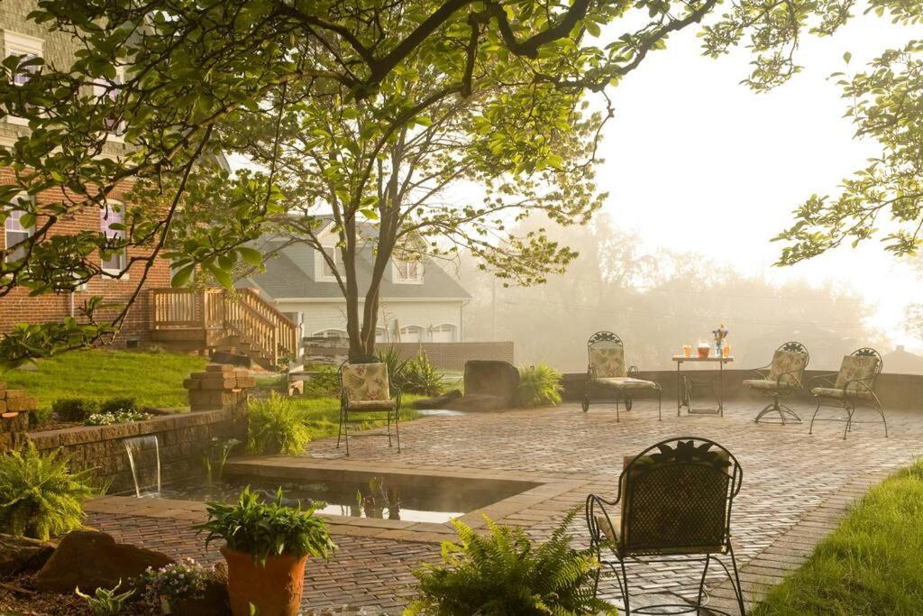 Peaceful Easy Feelings - King Sized Bed - Sleeps 2 Lejlighed Lynchburg Eksteriør billede